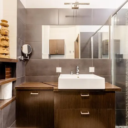Stylish Premium In Center Апартаменты
