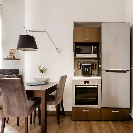 Stylish Premium In Center Апартаменты *